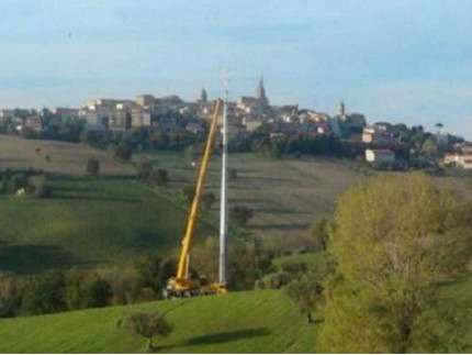 Antenna telefonia a Castellaro di Ostra Vetere