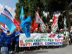 Manifestazione metalmeccanici a Senigallia