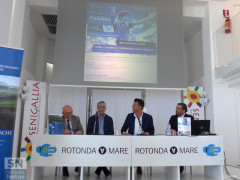 La presentazione della mostra su Paolo Rossi alla Rotonda di Senigallia