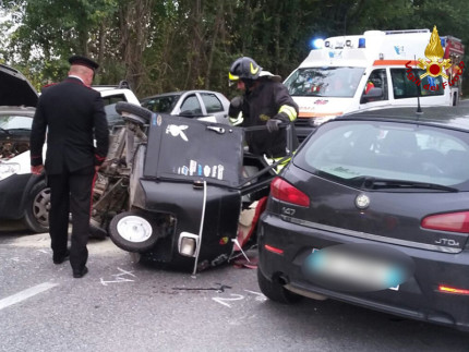 Incidente a Serra de'Conti tra due auto e un motocarro