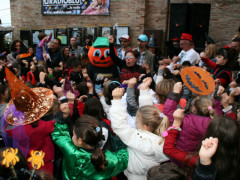 Bambini e Zucchino a Corinaldo per Halloween, la Festa delle Streghe