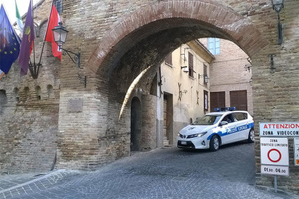 La Polizia Locale dell'Unione dei comuni Misa - Nevola, controlli a Corinaldo