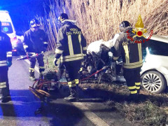 Auto contro autocarro: incidente mortale a Passo Ripe di Trecastelli