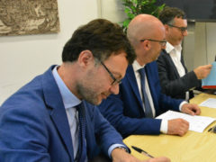 Codice etico per i locali, firma