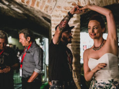 Backstage Summer Jamboree con Ringo e Filippo La Mantia, a sinistra, e Alice Balossi, a destra - foto Beatrice Perticaroli