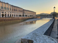 Il fiume Misa in centro a Senigallia