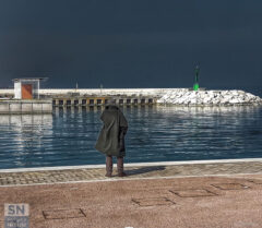 Fermarsi a pensare - Foto Claudio Cremonesi