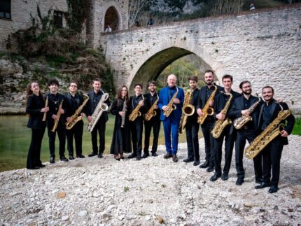 Federico Mondelci con l'Orchestra Giovanile Italiana di Sassofoni