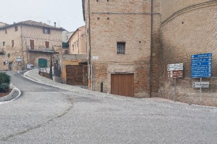 Collegamento pedonale tra SP14 e centro storico di Castelleone di Suasa